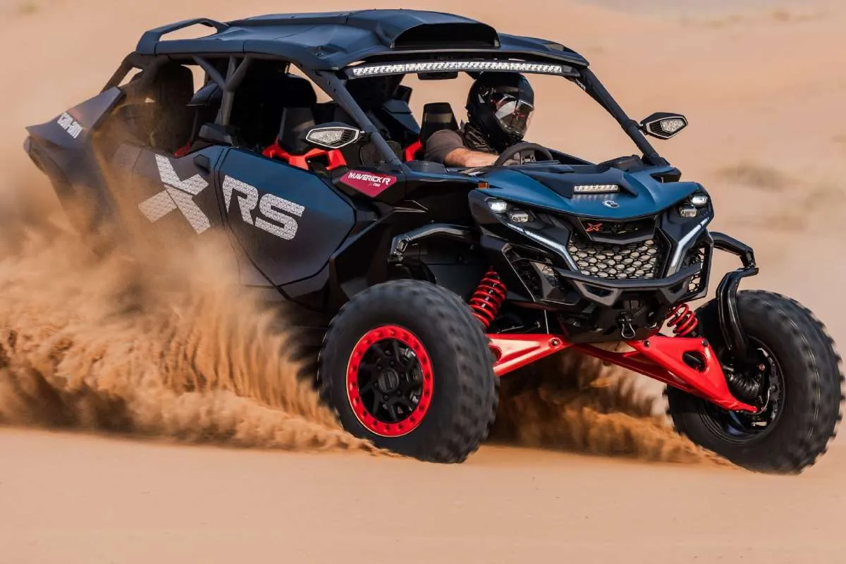 Can-Am-Maverick-R-MAX-X-rs-Dune-Adventure-25.webp